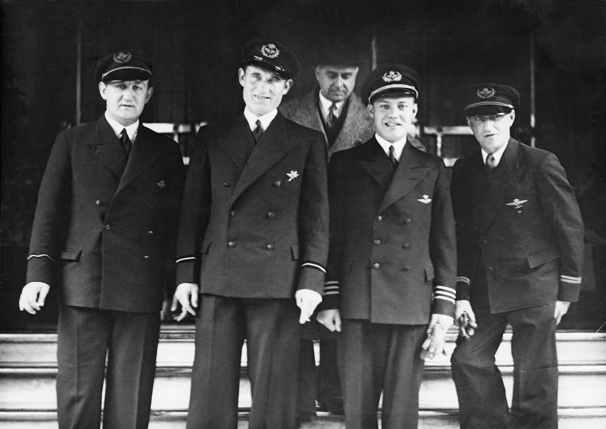  KLM Uiver Crew, (L>R) Cornelis van Brugge, Bouwe Prins, Koene Parmentier, Jan Moll at Laverton (State Library VIC) 