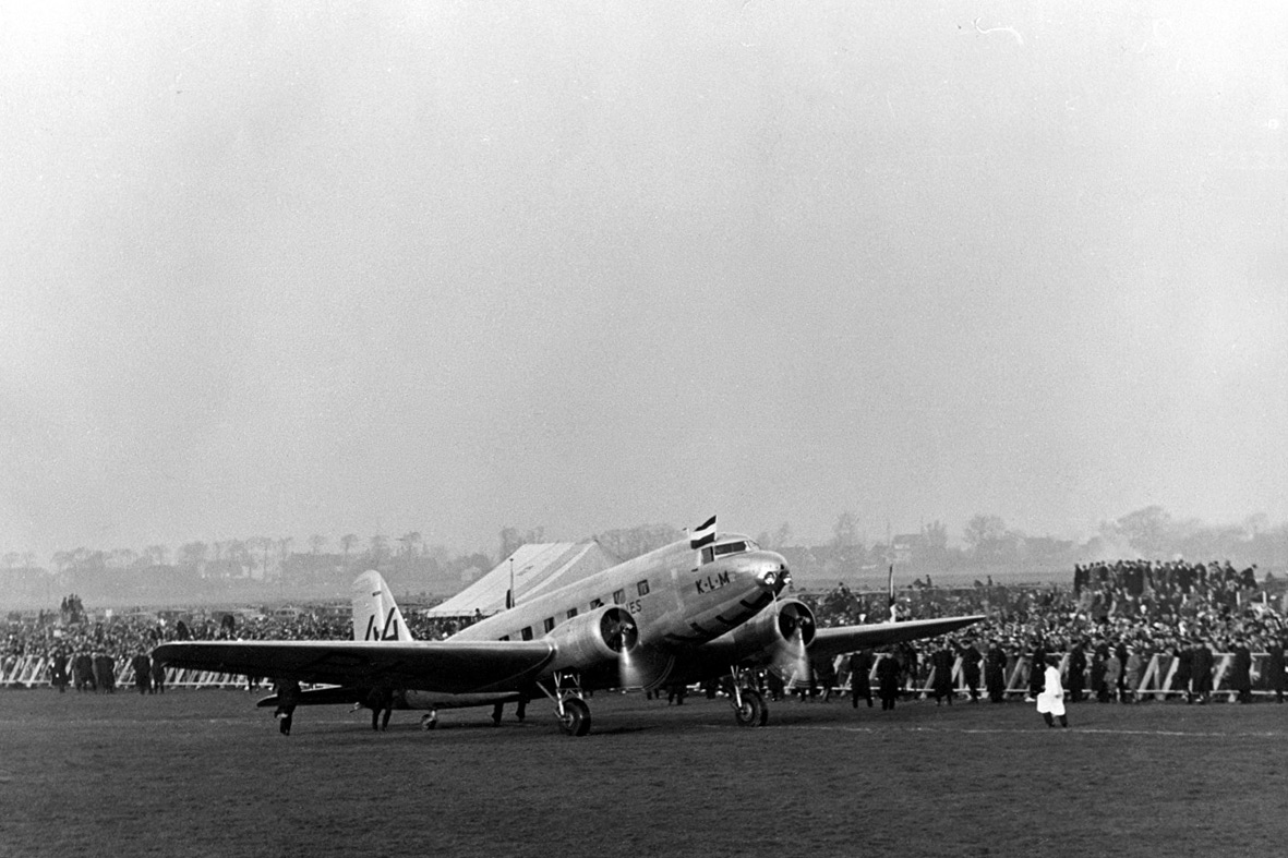  Return of the KLM 'Uiver' DC-2 to the Netherlands (nederlands foto museum) 