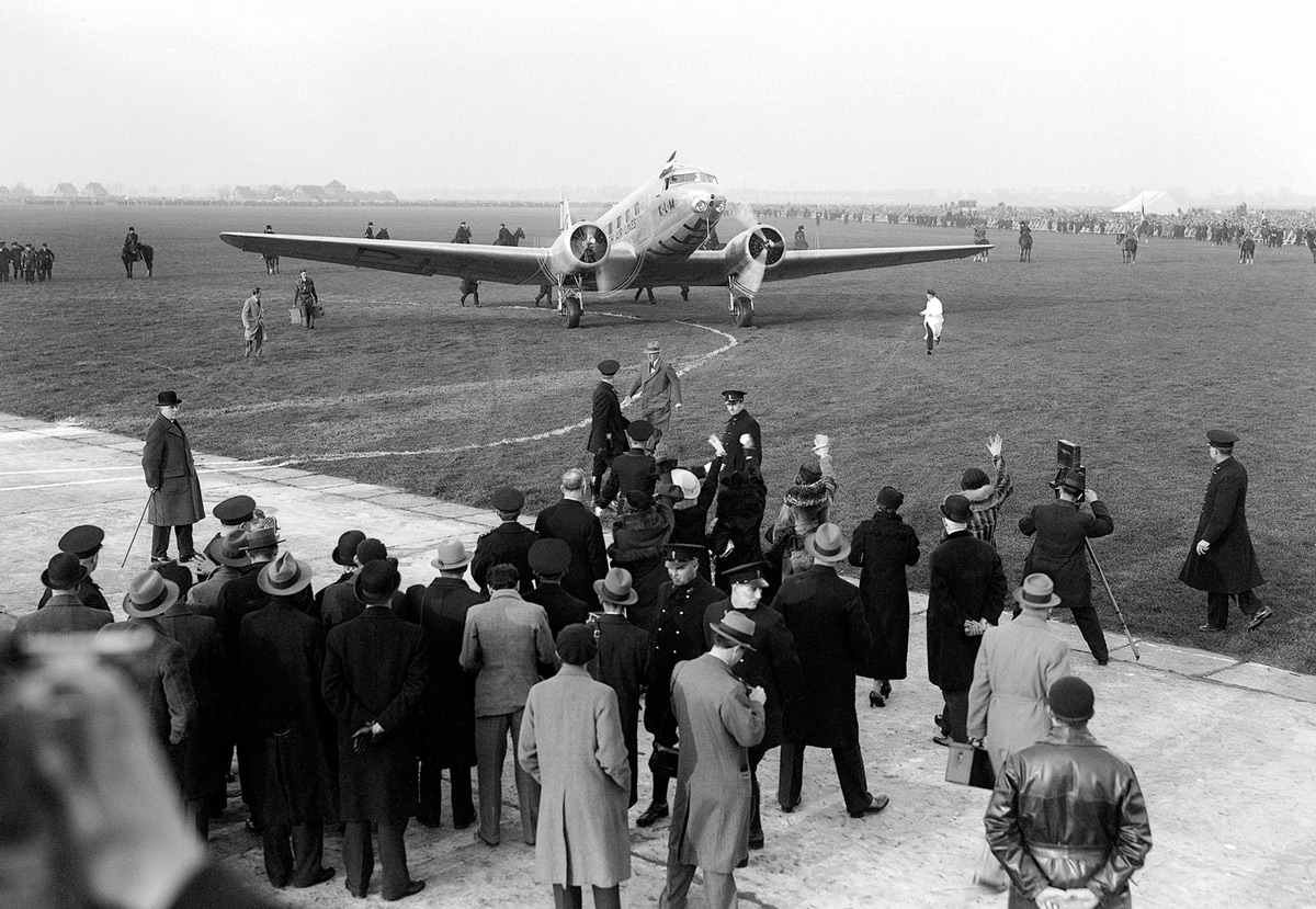  Return of the KLM 'Uiver' DC-2 to the Netherlands 