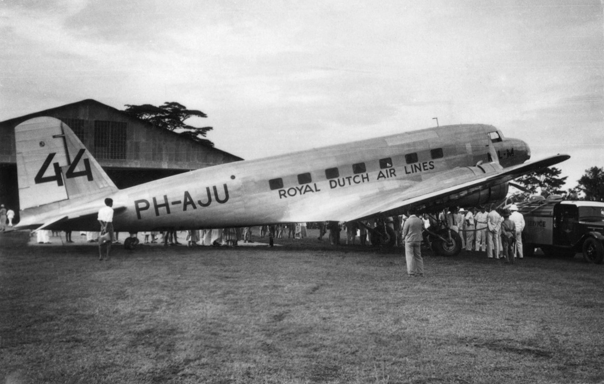  The KLM 'Uiver' DC-2 at Ander Airfield, Bandung, Dutch East Indies (Indonesia) 