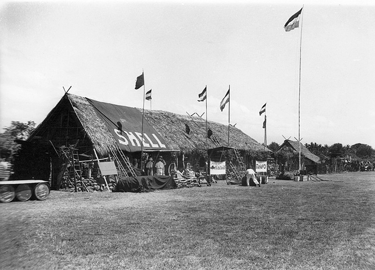  Fuel supply point for competitors at Ranbang, Sumatra, Dutch East Indies (now Indonesia) 