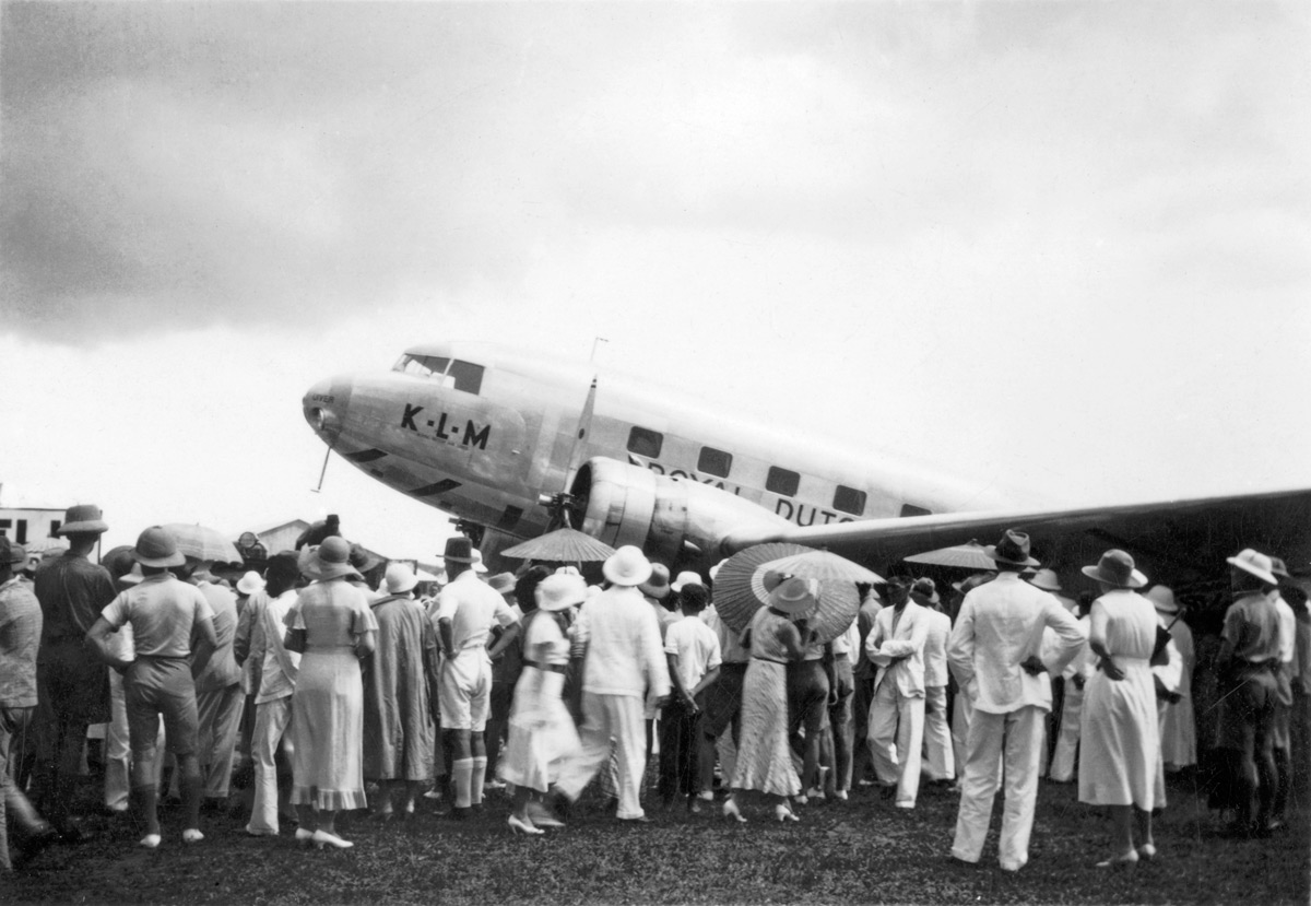  The KLM 'Uiver' DC-2 at RAF Station Seletar, Singapore 