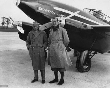  British aviators Charles Scott and Tom Campbell Black with their DH.88 'Grosvenor House' 