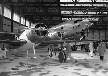  Bellanca 28-70 'Irish Swoop' (withdrawn before start) and KLM 'Uiver' DC-2 in the hangar at Mildenhall 