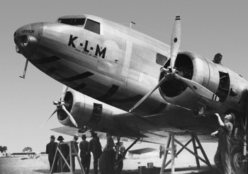  The KLM 'Uiver' DC-2 being serviced at Laverton (State Library VIC) 
