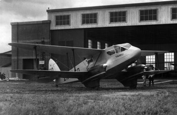  DH.89 Dragon Rapide 'Tainui' at Laverton (finished 9th) (Lawton/Bishop Collection) 