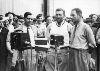  The very tired crew of the Boeing 247D at Laverton, Nichols (L), Turner (C), Pangborn (R) (State Library VIC) 